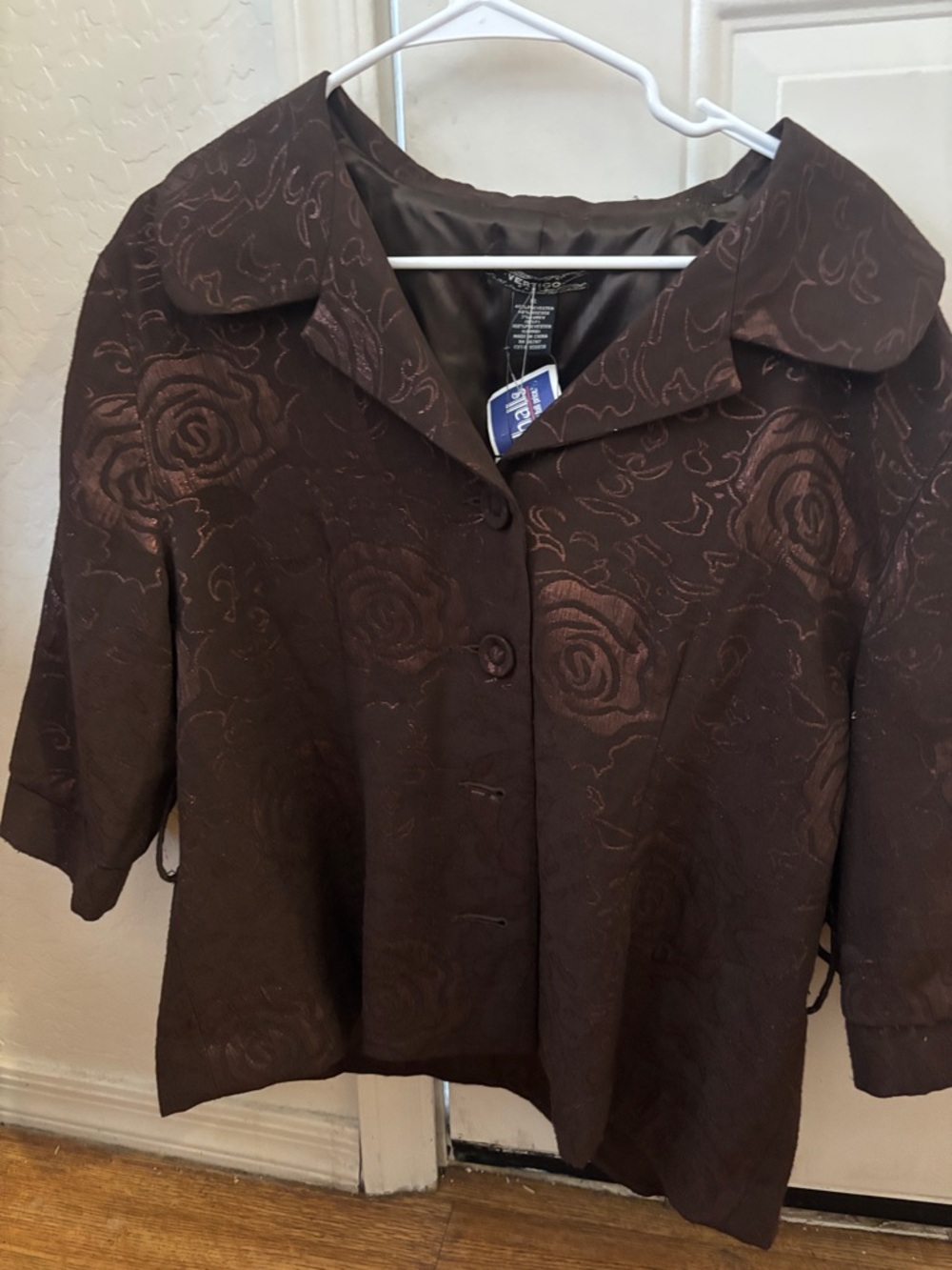 Vertigo Paris Brown Rose Jacquard Short Sleeve Jacket